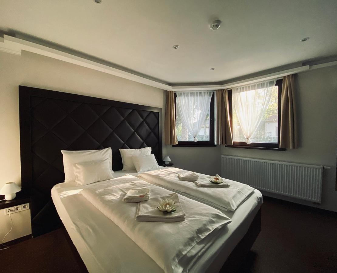 Hotel Lotus Hermina-major Eksteriør billede